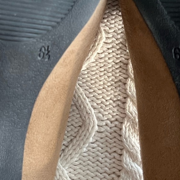 X-Appeal Brand Faux Suede Heels with Front Bows, Peek a Boo Toes Women’s 6.5 - Picture 6 of 10